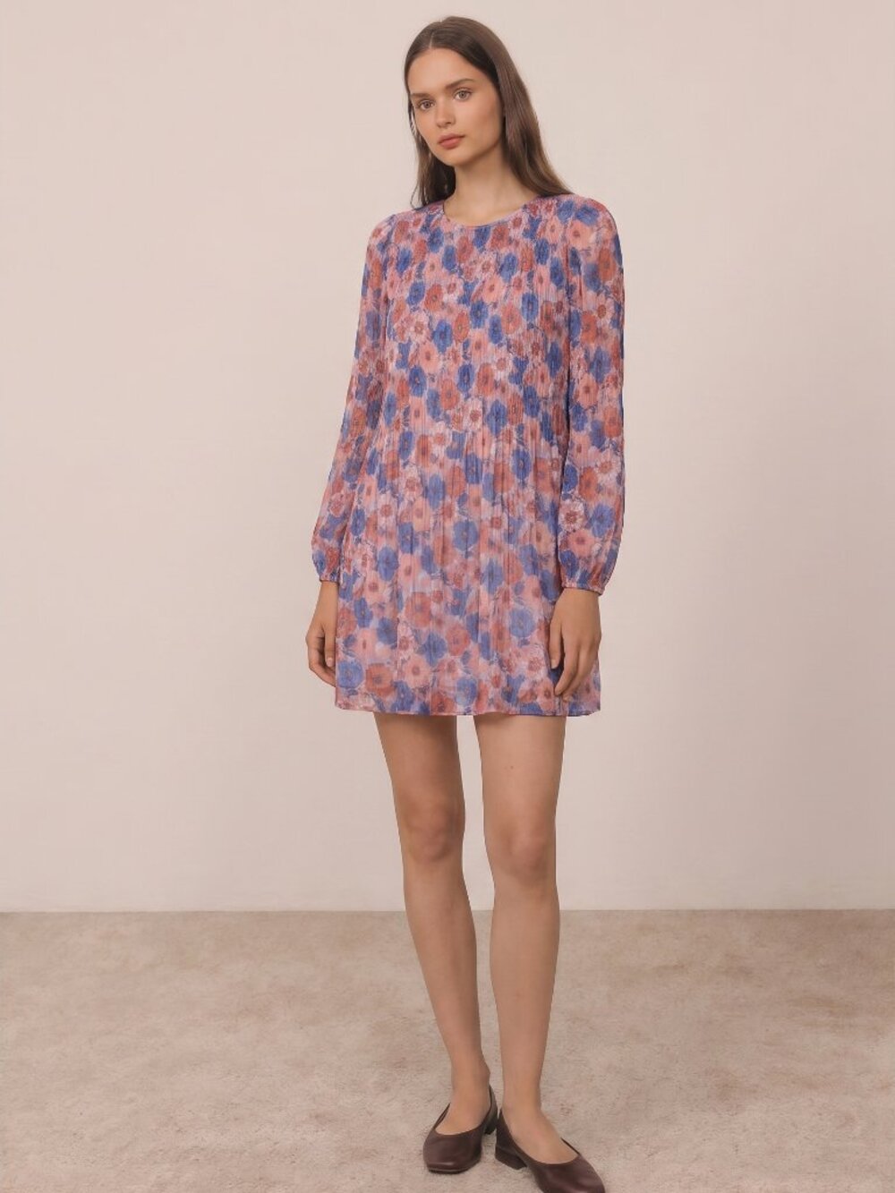 Aritzia Wilfred Daydreamer Dress M | Floral Pleated Mini Dress